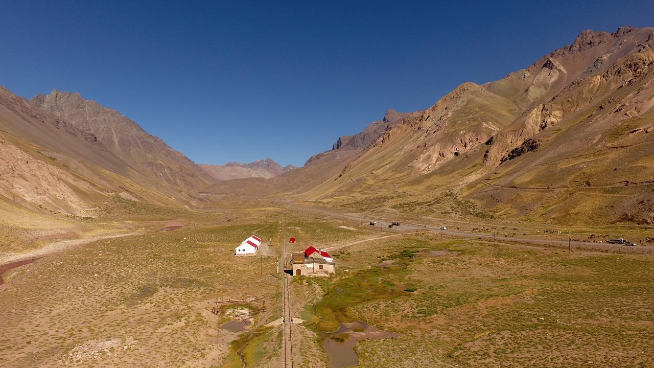 Hospedaje Lenas Del Tolosa Las Cuevas  Esterno foto